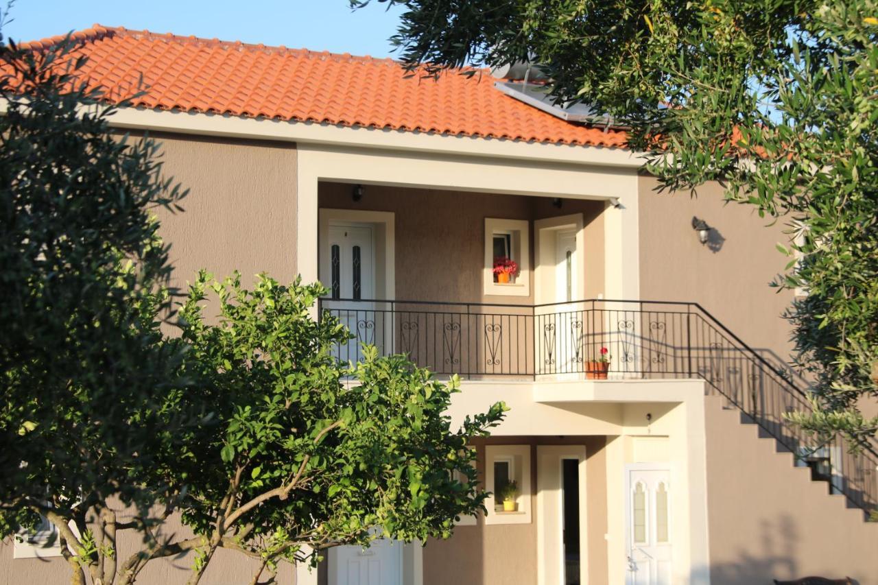 Nikoleta'S Studios Argosztóli Kültér fotó